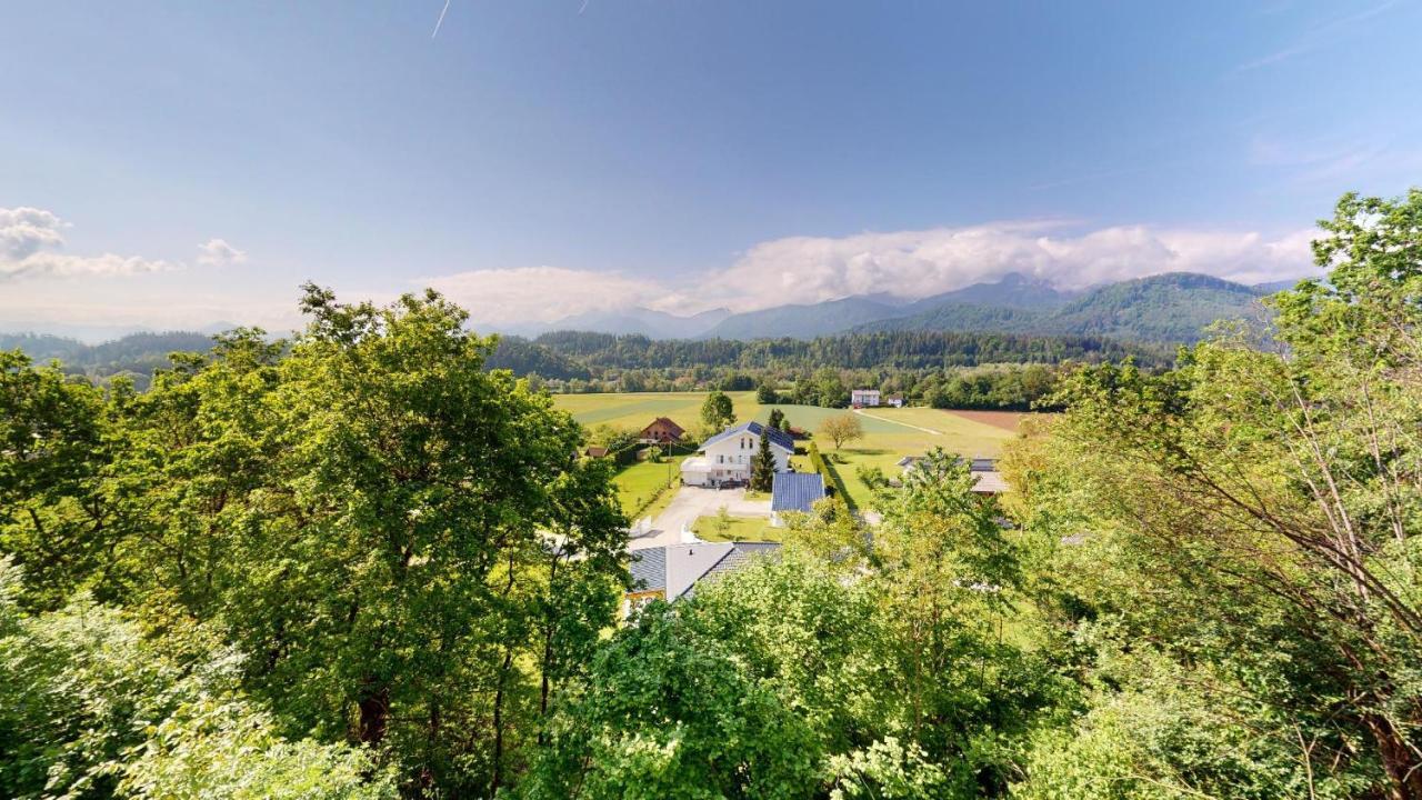 Modernes Ferienhaus Mit Panoramablick Rosegg Exterior foto